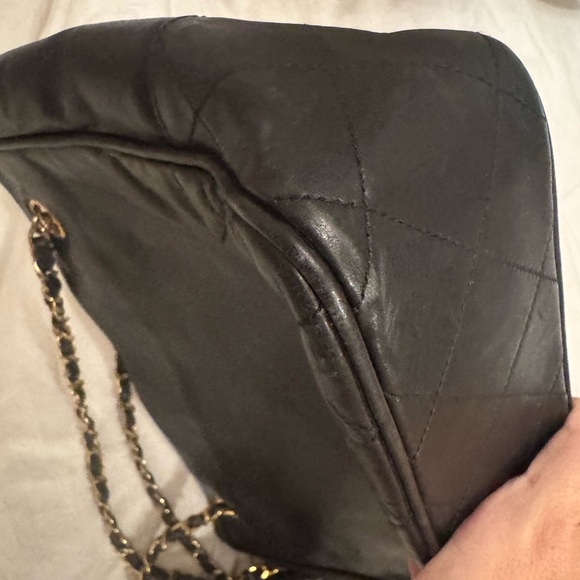 Chanel quilted matelasse lambskin leather shoulder bag w/24k gold chain & charm - Picture 16 of 16